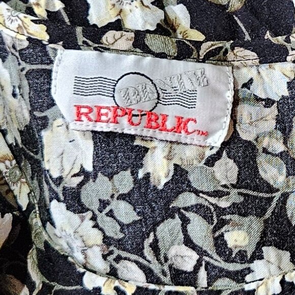 Denim Republic Blouse M Floral Babydoll cut - Picture 3 of 7